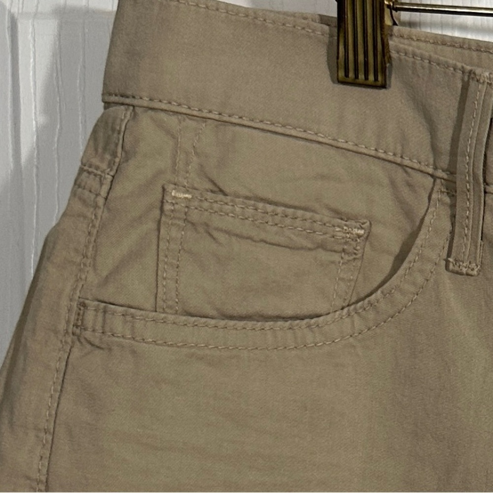 Mother Dropout Cuff Short In Size 28, Color "Padd… - image 2